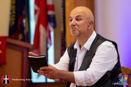 The Southampton Storyteller Sharing Mark’s Gospel Around the World